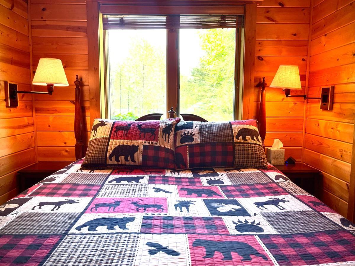 Moss Mountain Inn โคลัมเบียฟอลส์ ภายนอก รูปภาพ